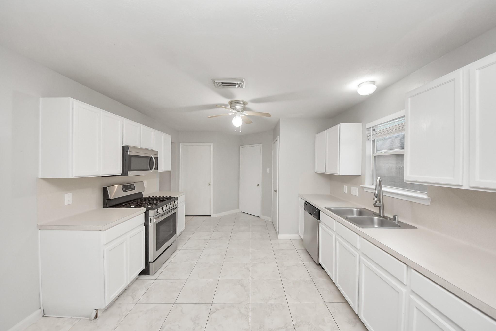 14614 Sweetwater View Drive