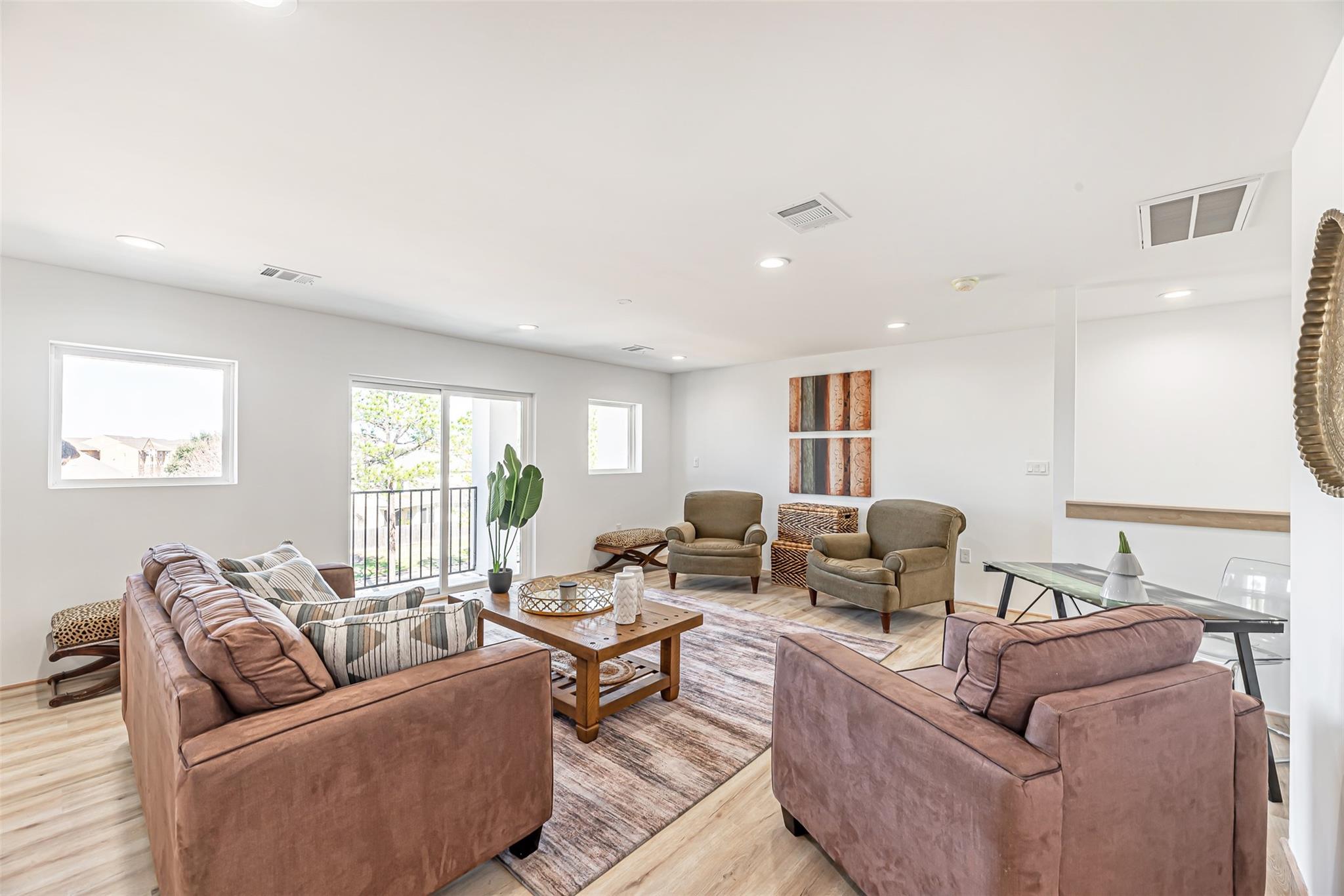 15000 S Richmond Avenue # 5