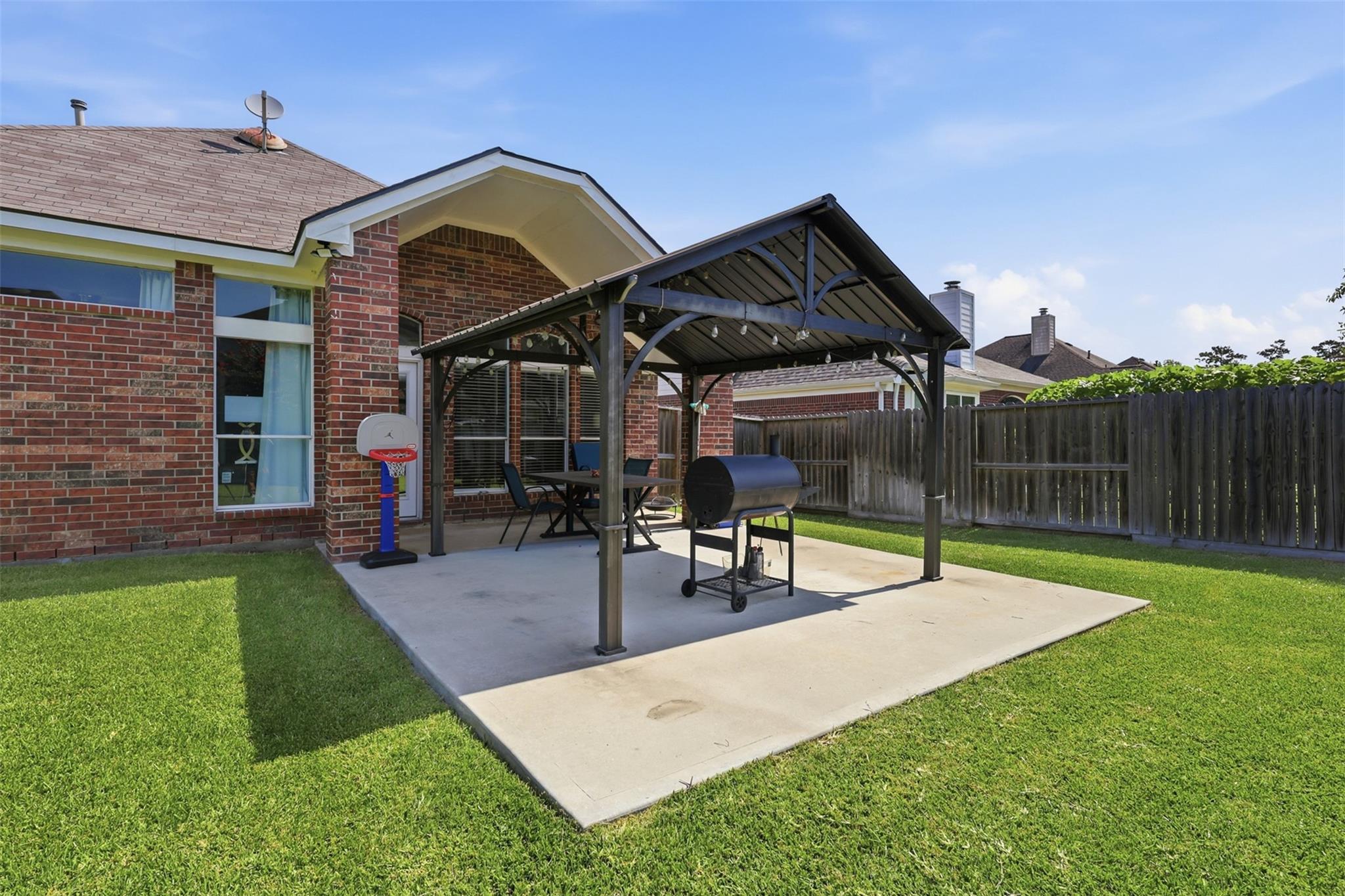 11207 Timbertree Lane