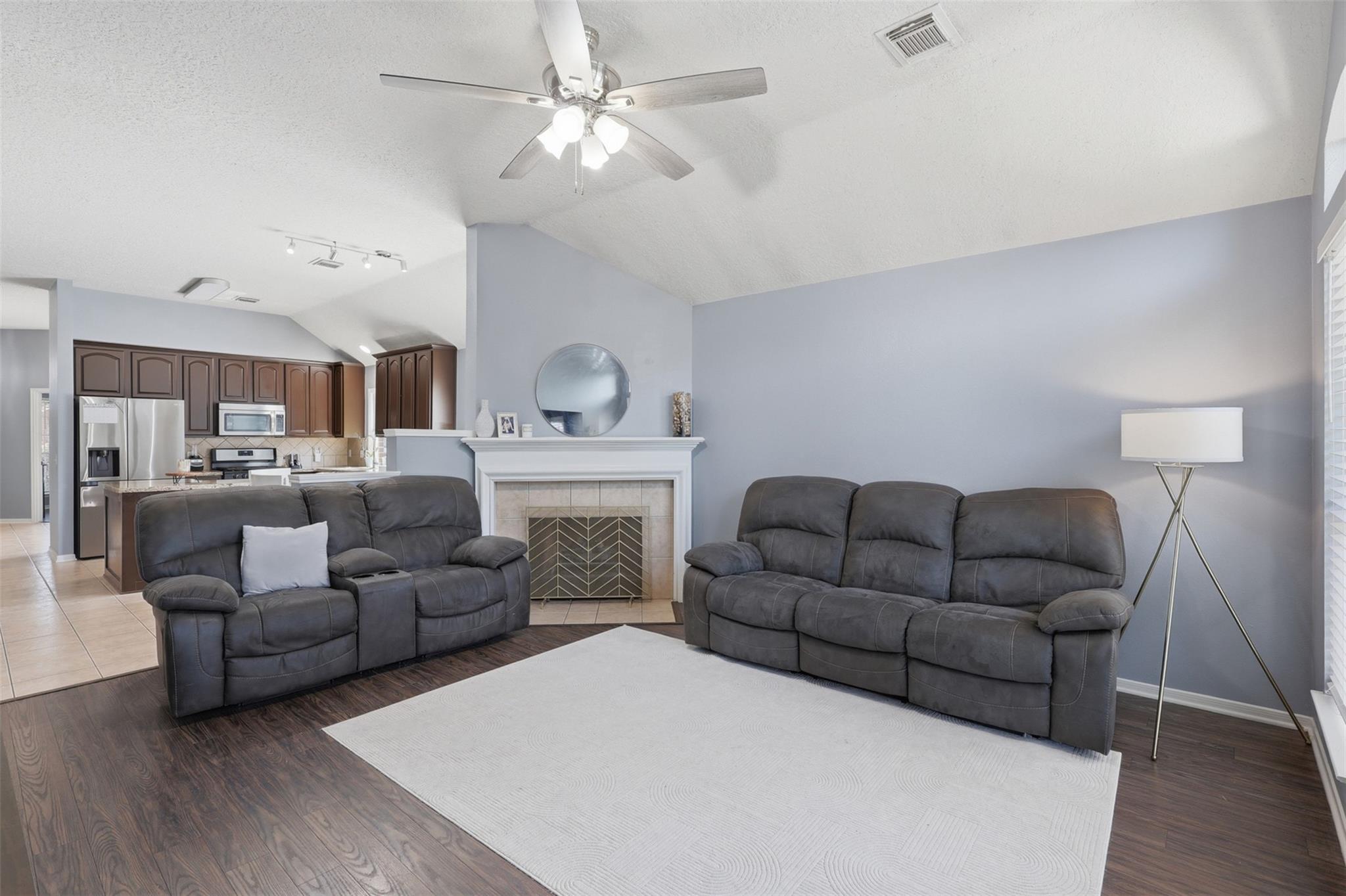 11207 Timbertree Lane