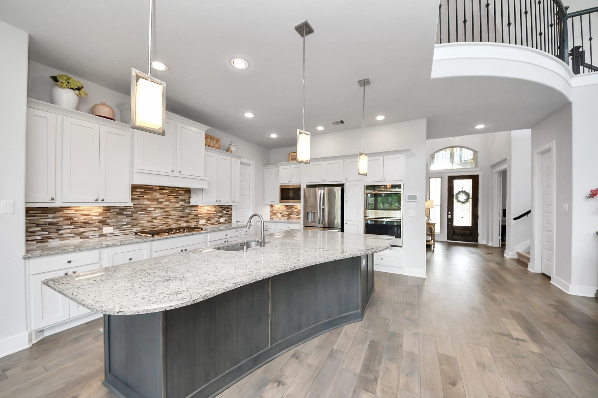 6539 Woodleaf Lake Loop