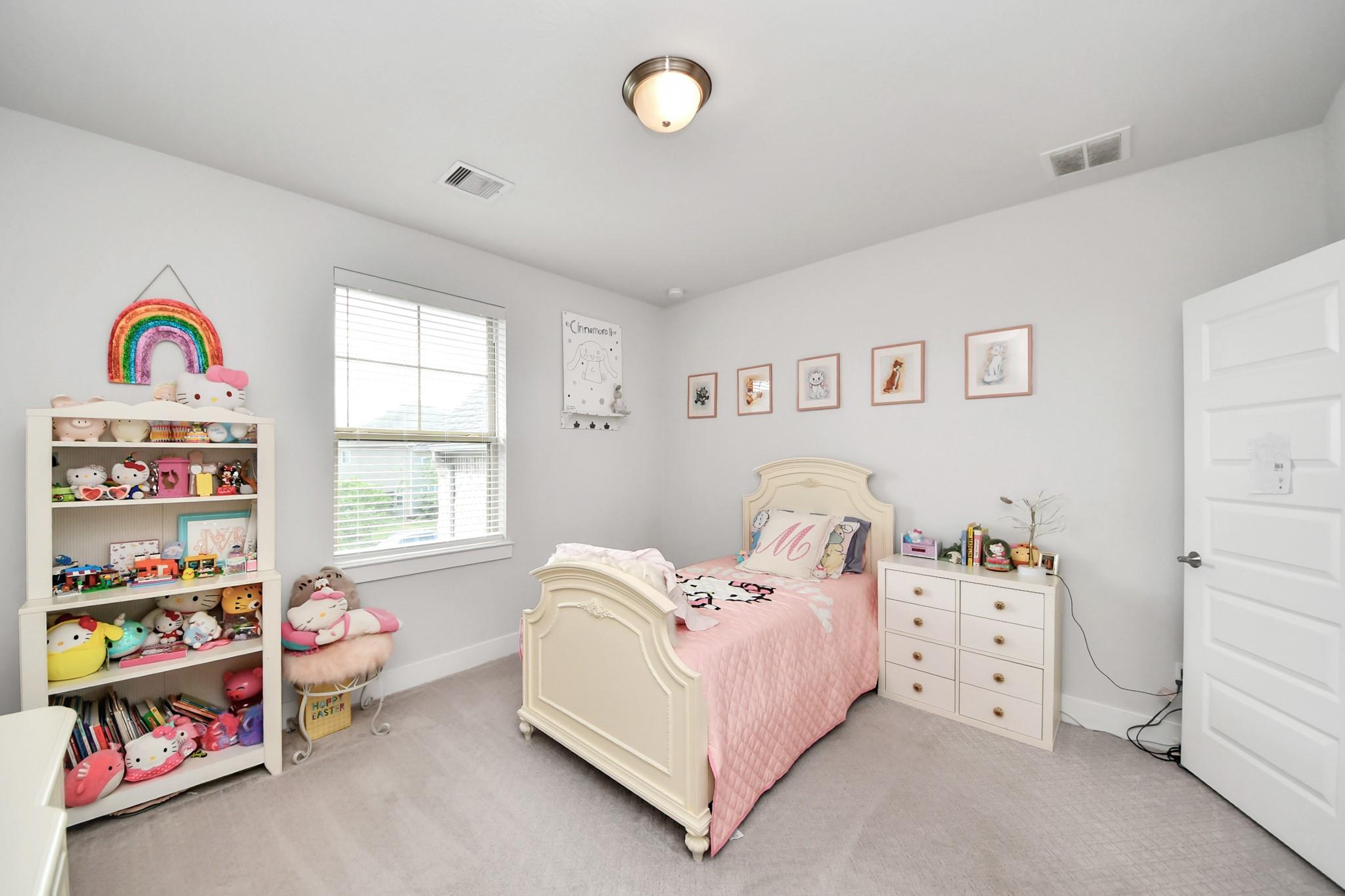 6539 Woodleaf Lake Loop