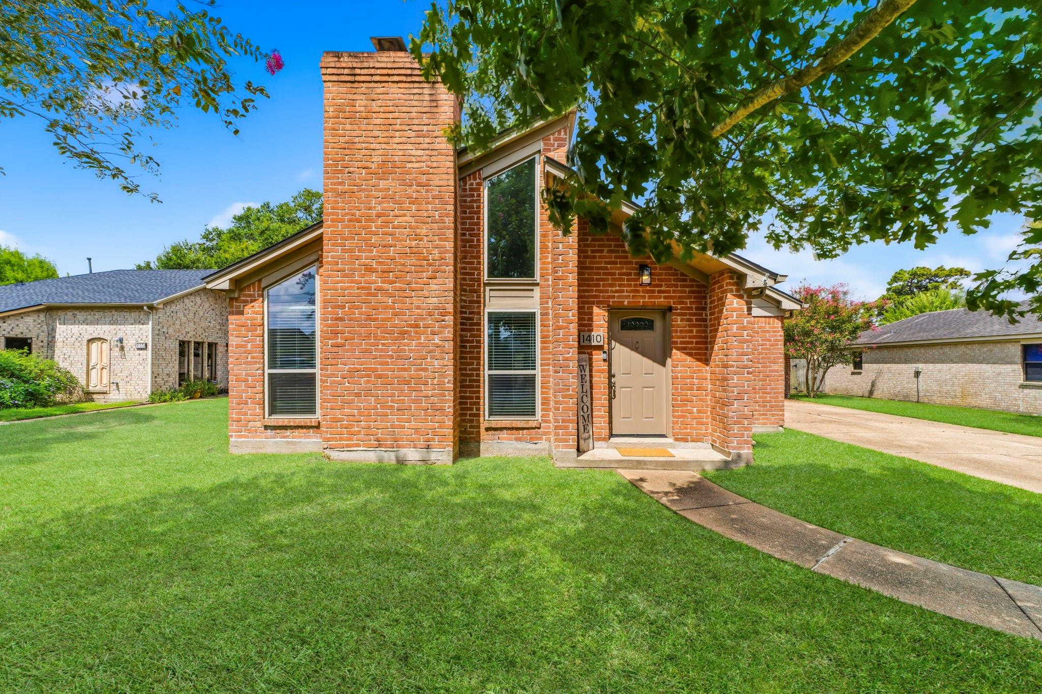 1410 Park Wind Drive