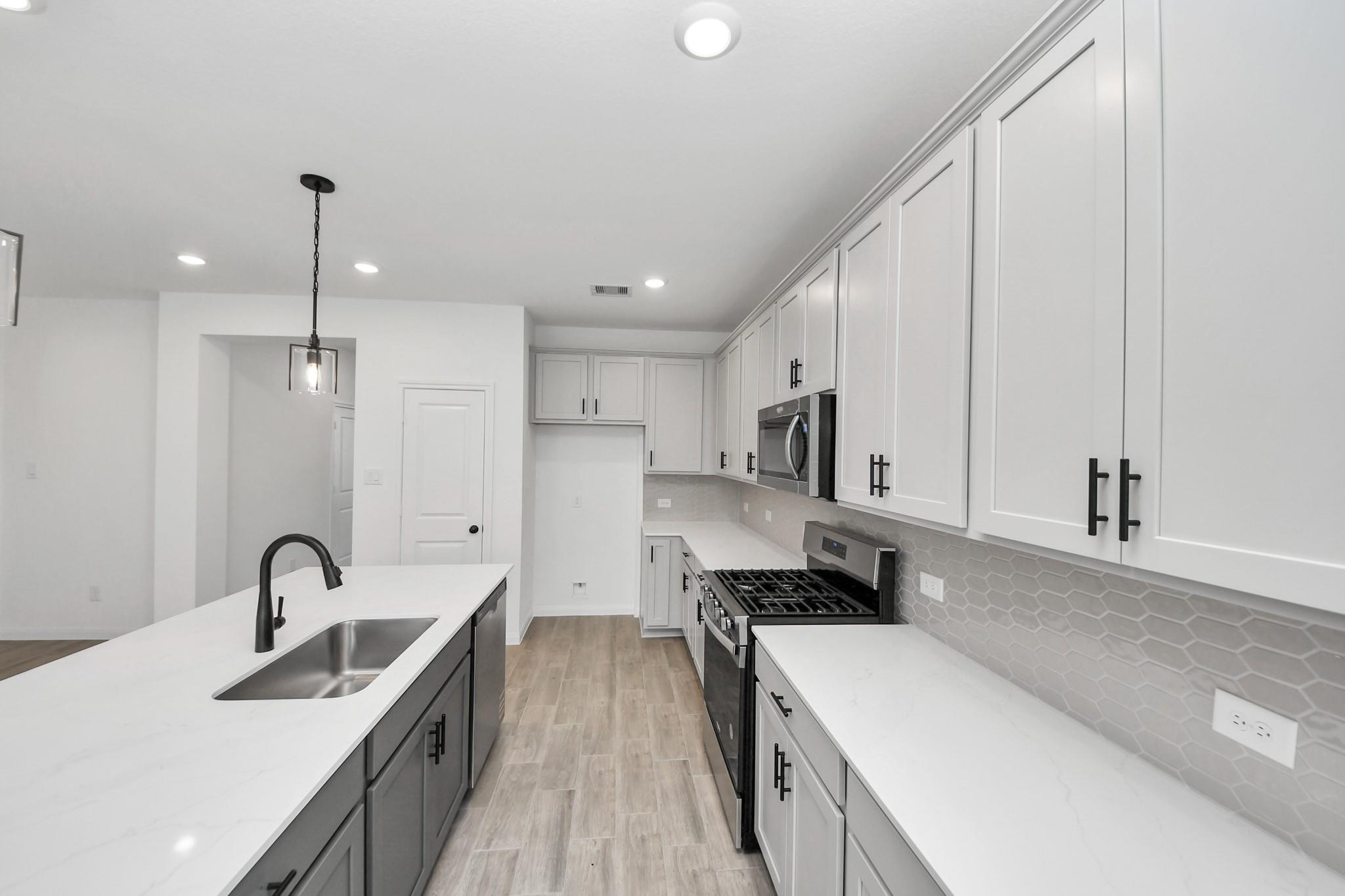 7722 Clover Gully Lane