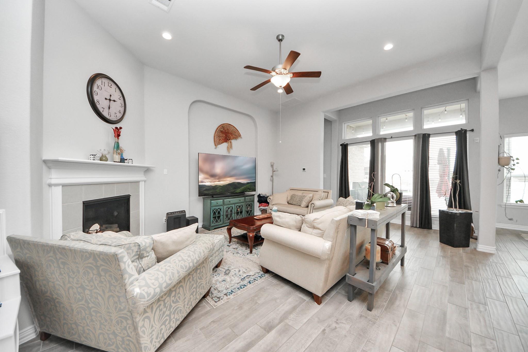 3902 Cantone Grotto Ct