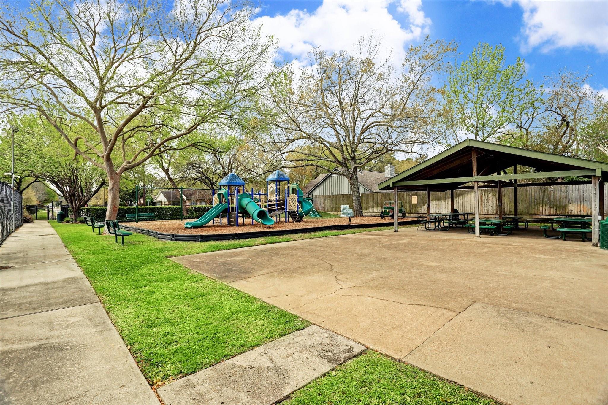 10607 Longmont Drive, Houston