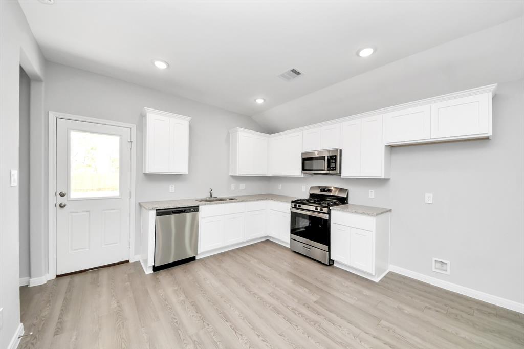 805 Jefferson Ave