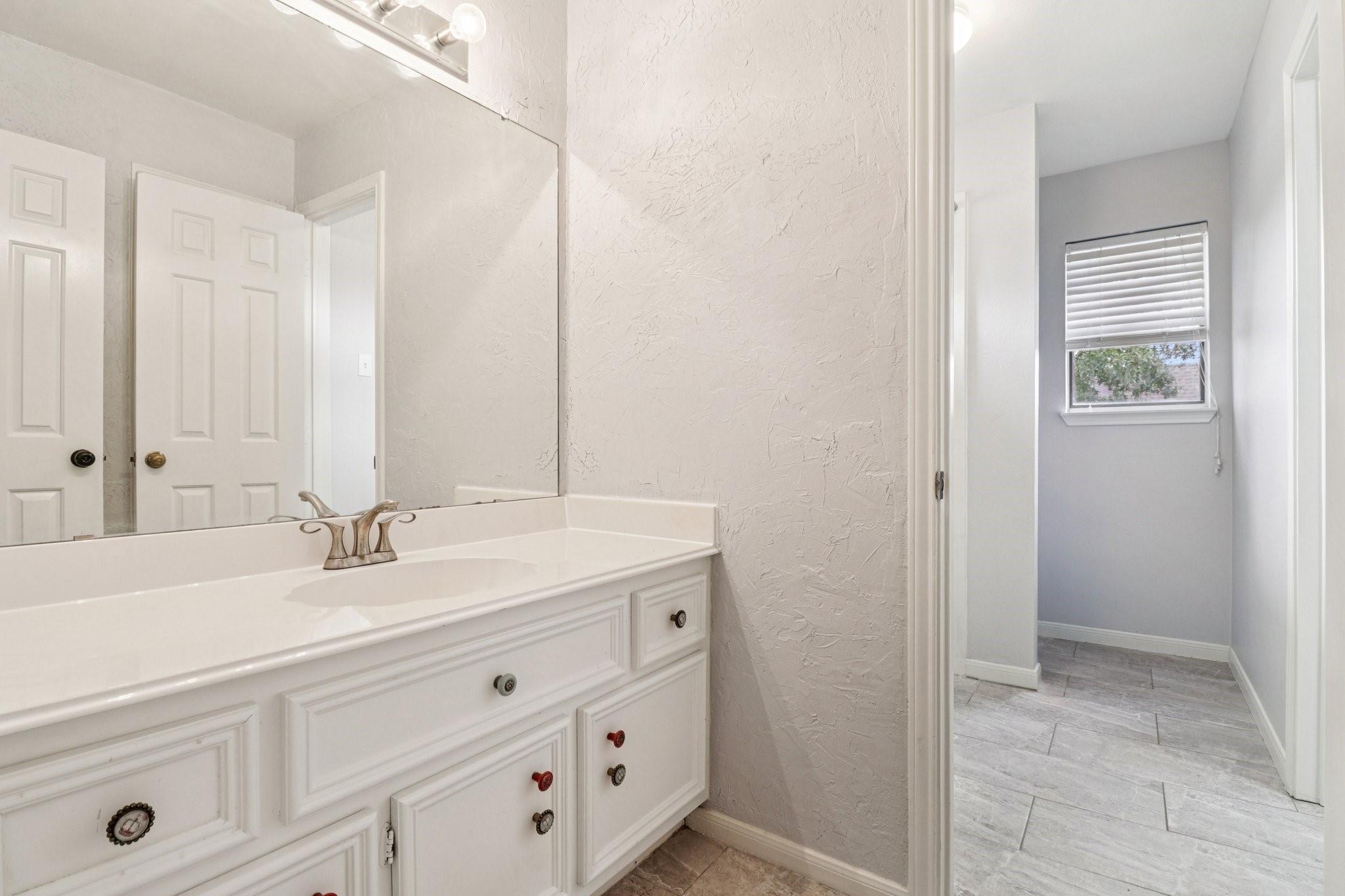 8003 Oceanside Drive