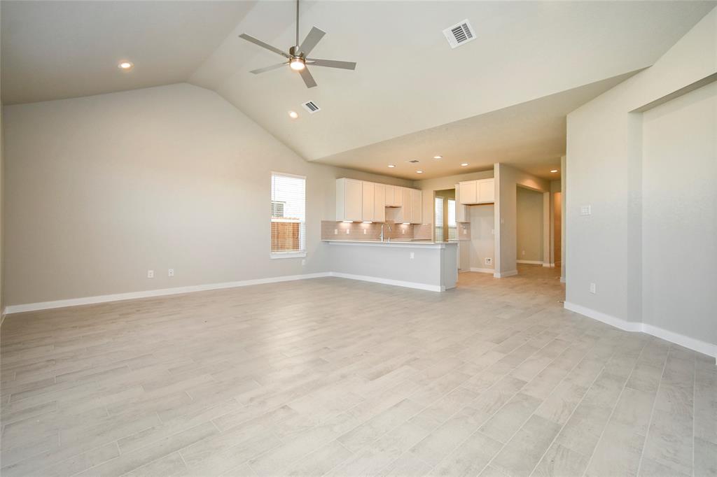 11110 Crocus Drive