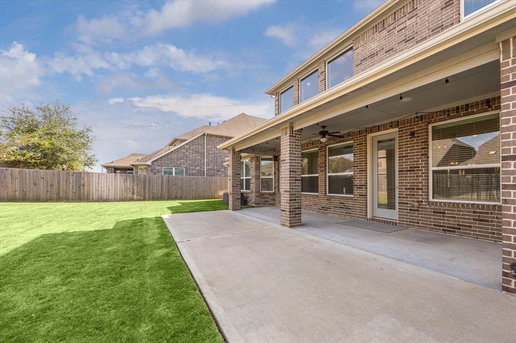 39 Old Crown Way