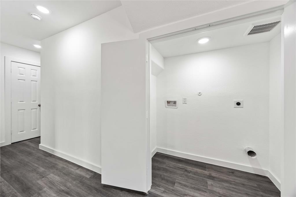 2320 Wavell Street # B Unit: A B