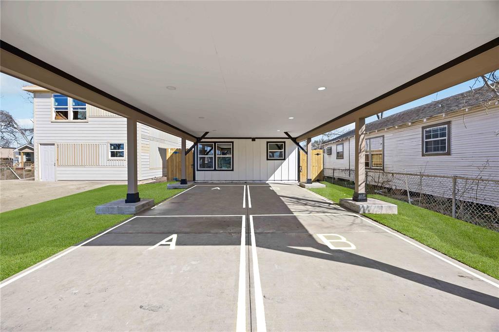 2320 Wavell Street # B Unit: A B