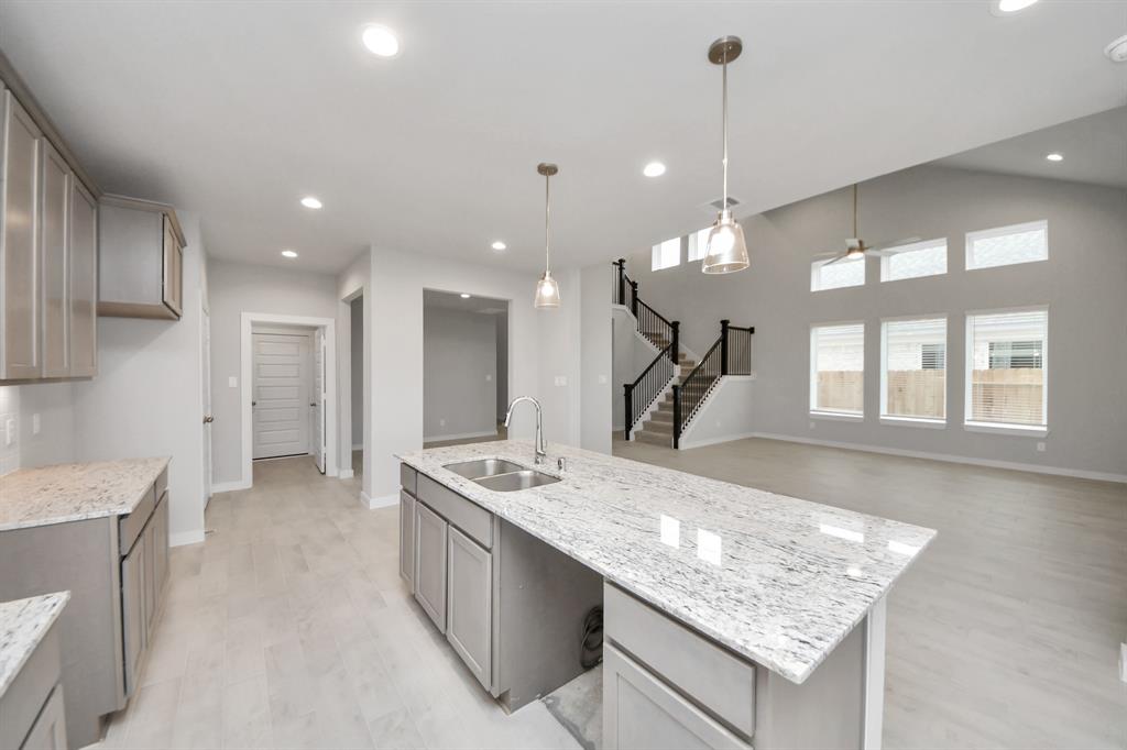 14922 Royal Leaf Lane