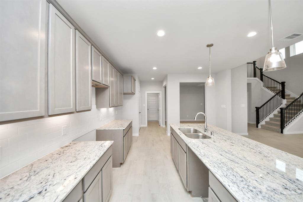 14922 Royal Leaf Lane