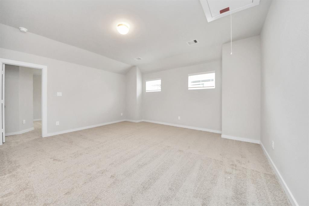 14922 Royal Leaf Lane