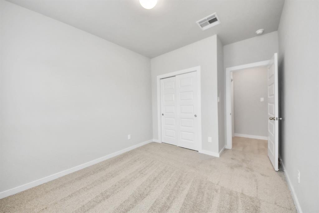 14922 Royal Leaf Lane