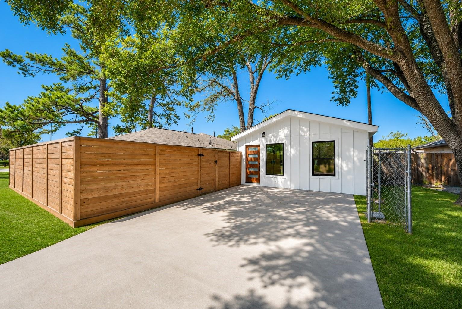 4218 T C Jester Blvd