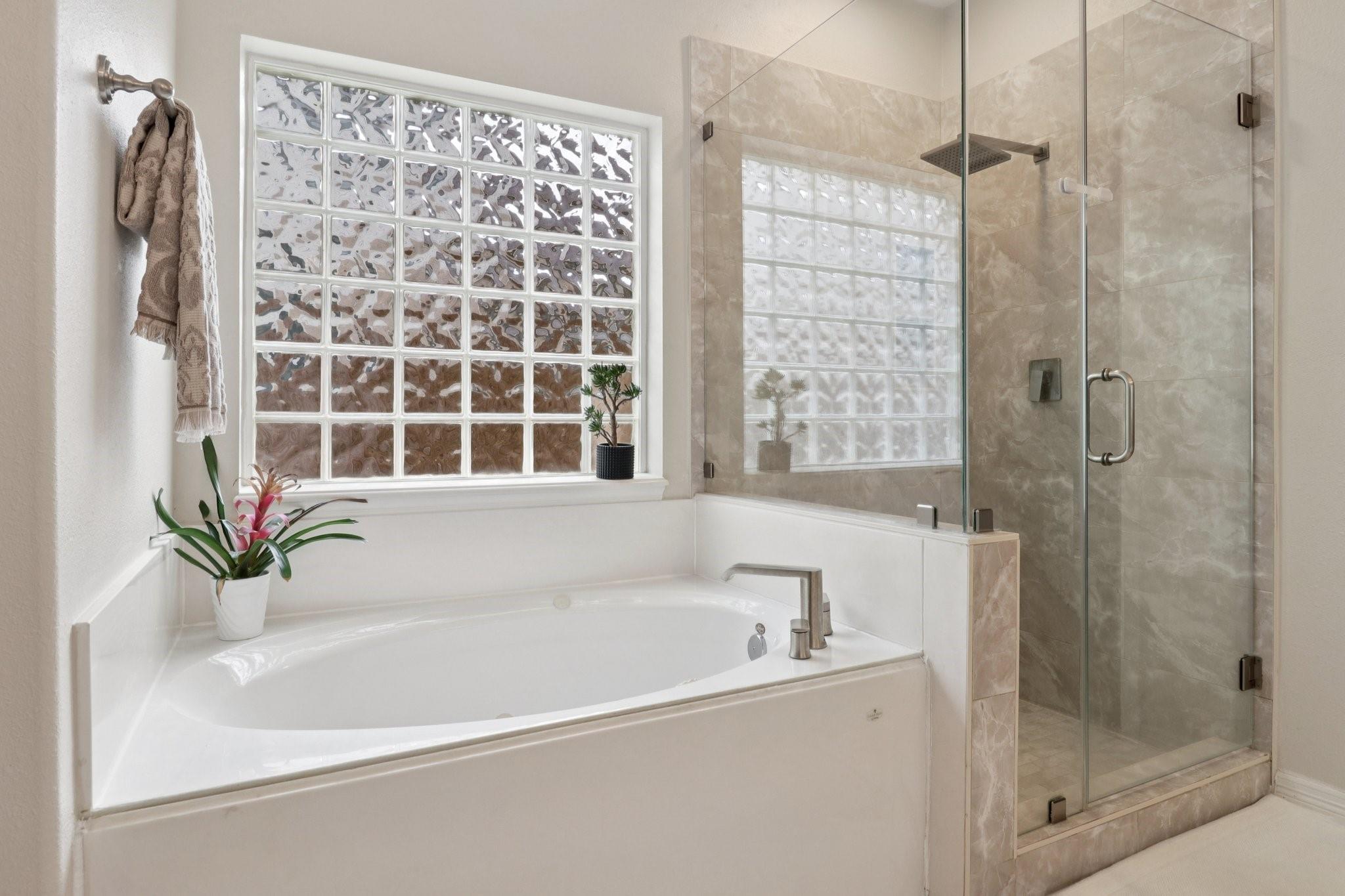 11312 Starlight Bay Street