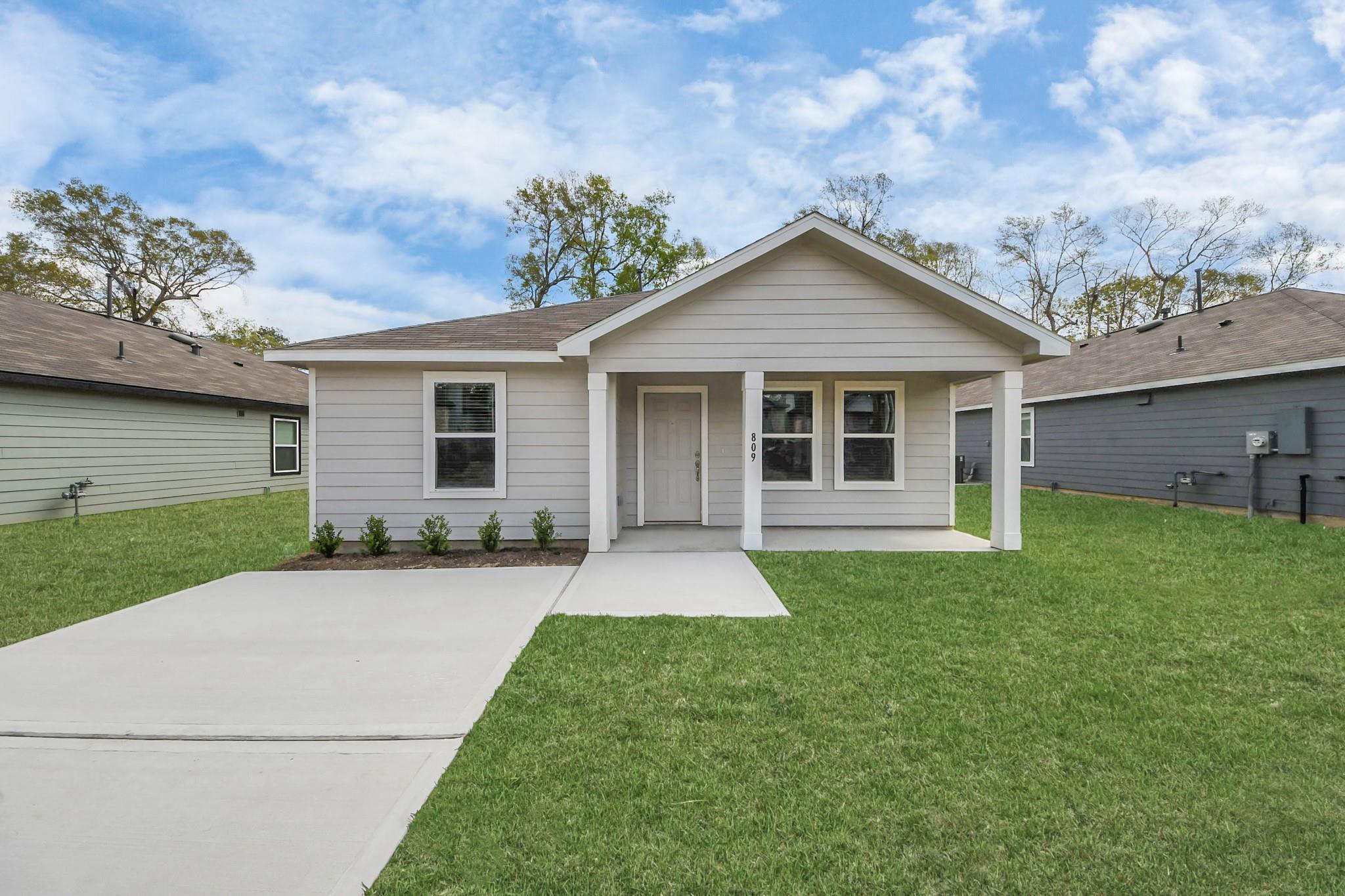 809 Jefferson Ave, Cleveland