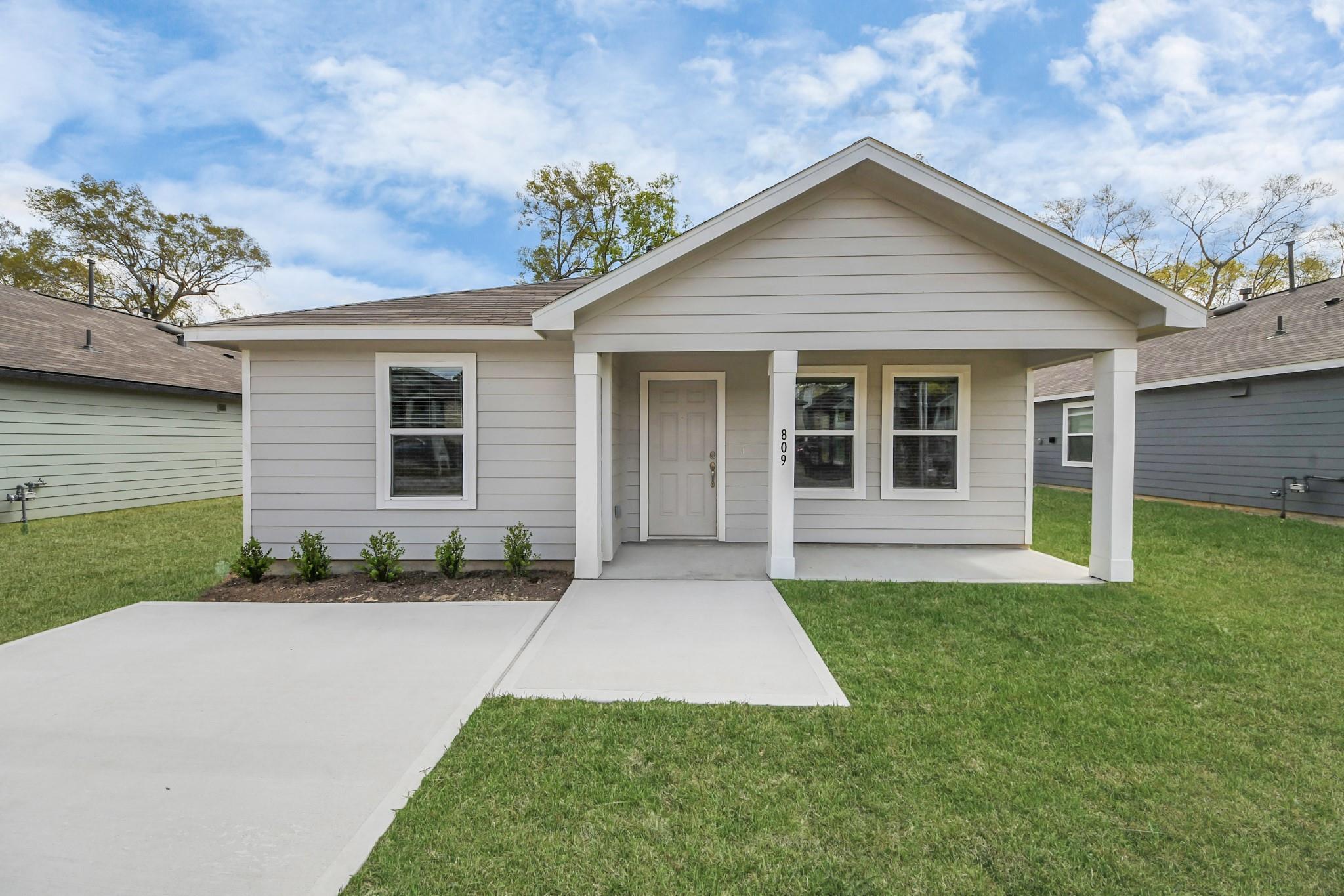 809 Jefferson Ave, Cleveland