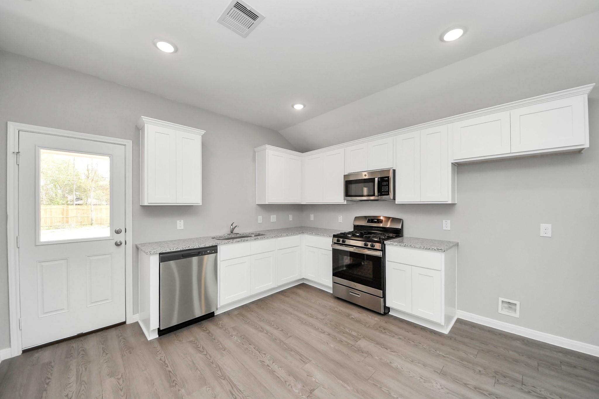 809 Jefferson Ave, Cleveland