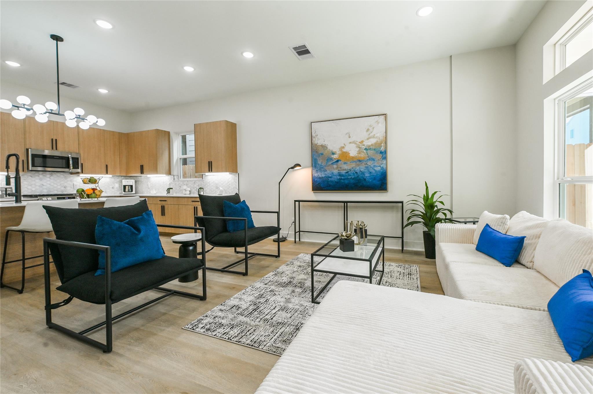 14101 Bridgeport