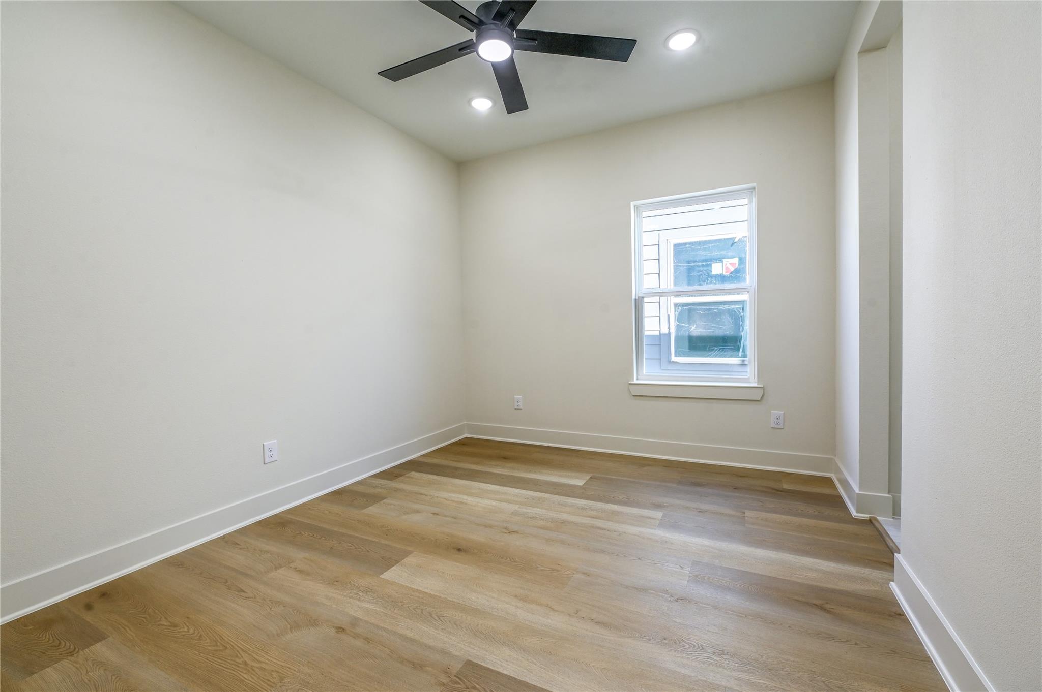 14101 Bridgeport