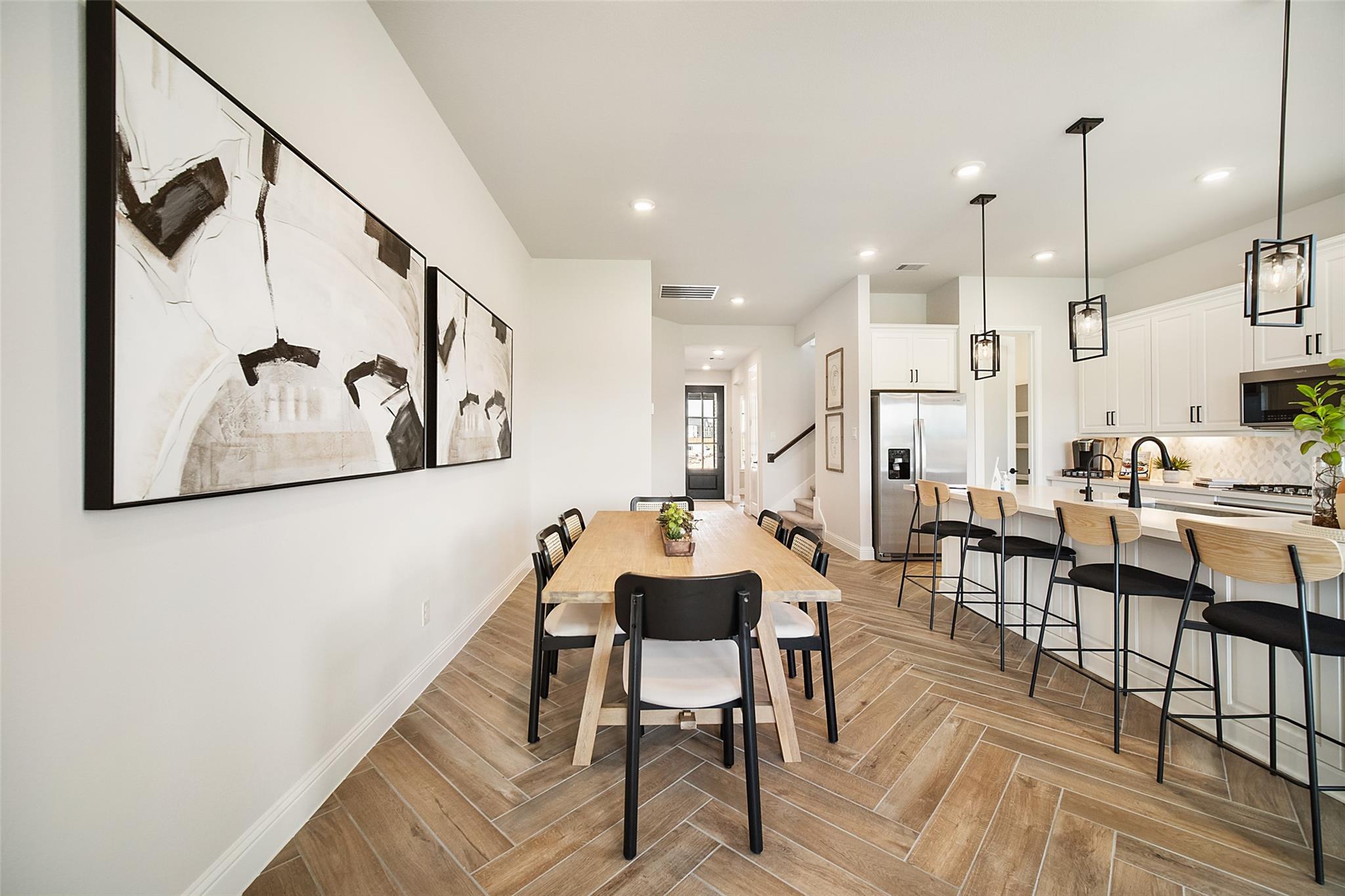 9115 Petroglyph Point Court