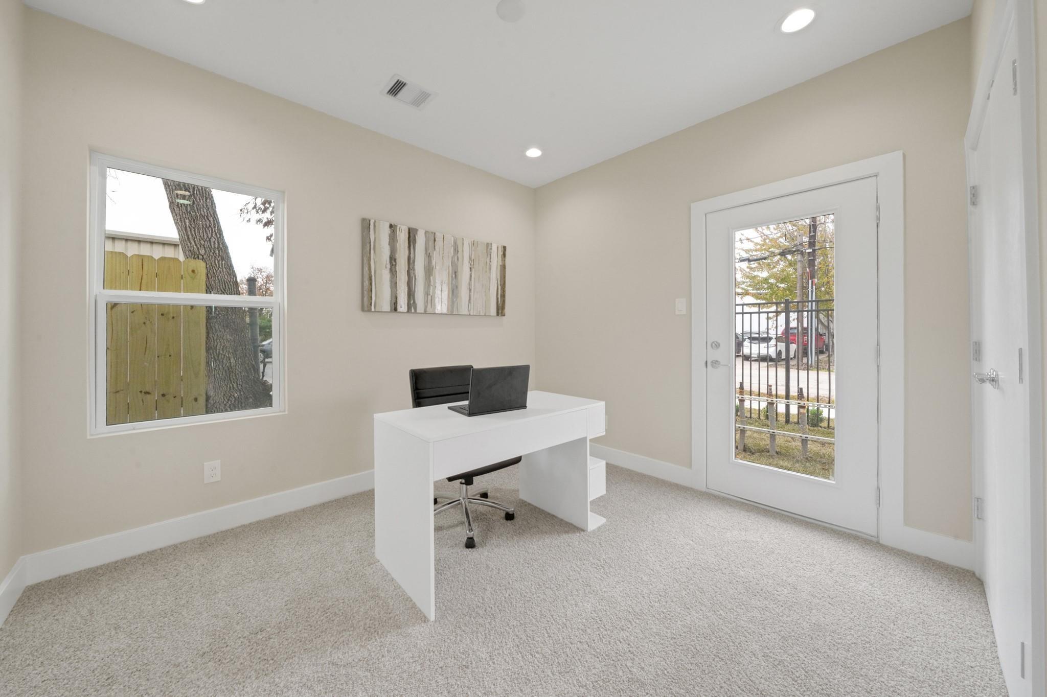 2504 W Tidwell Road # C