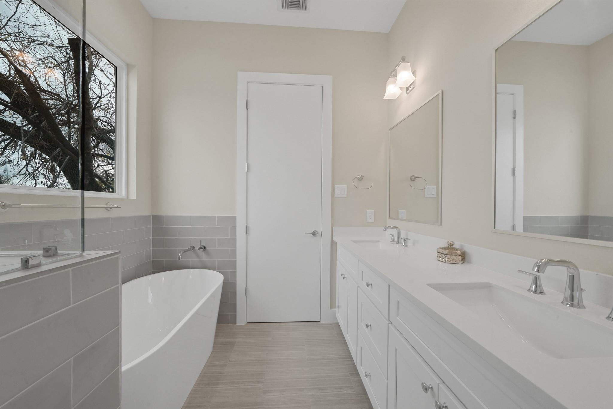 2504 W Tidwell Road # C