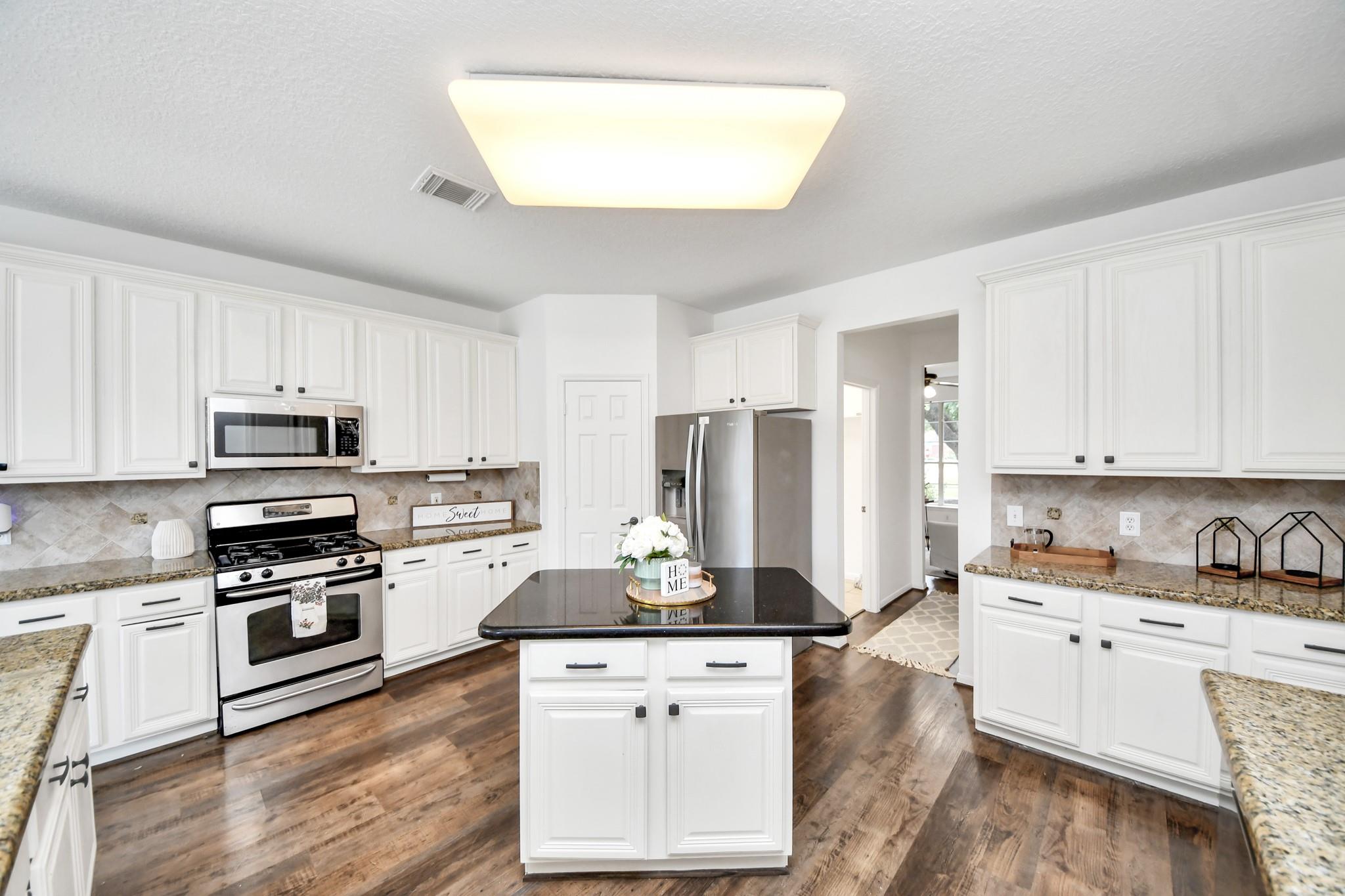 11102 Oak Mesa Court