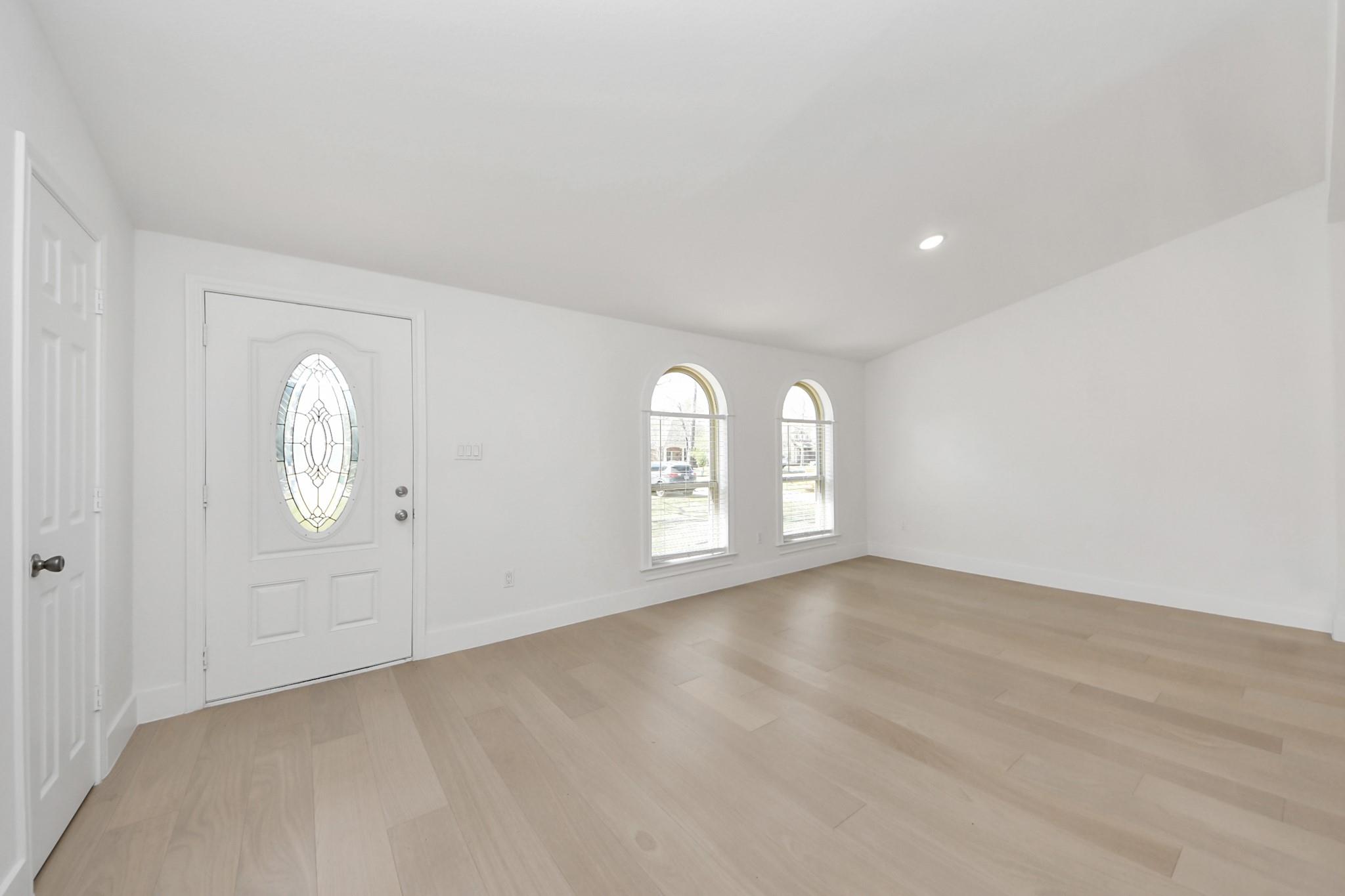10804 Longleaf Drive