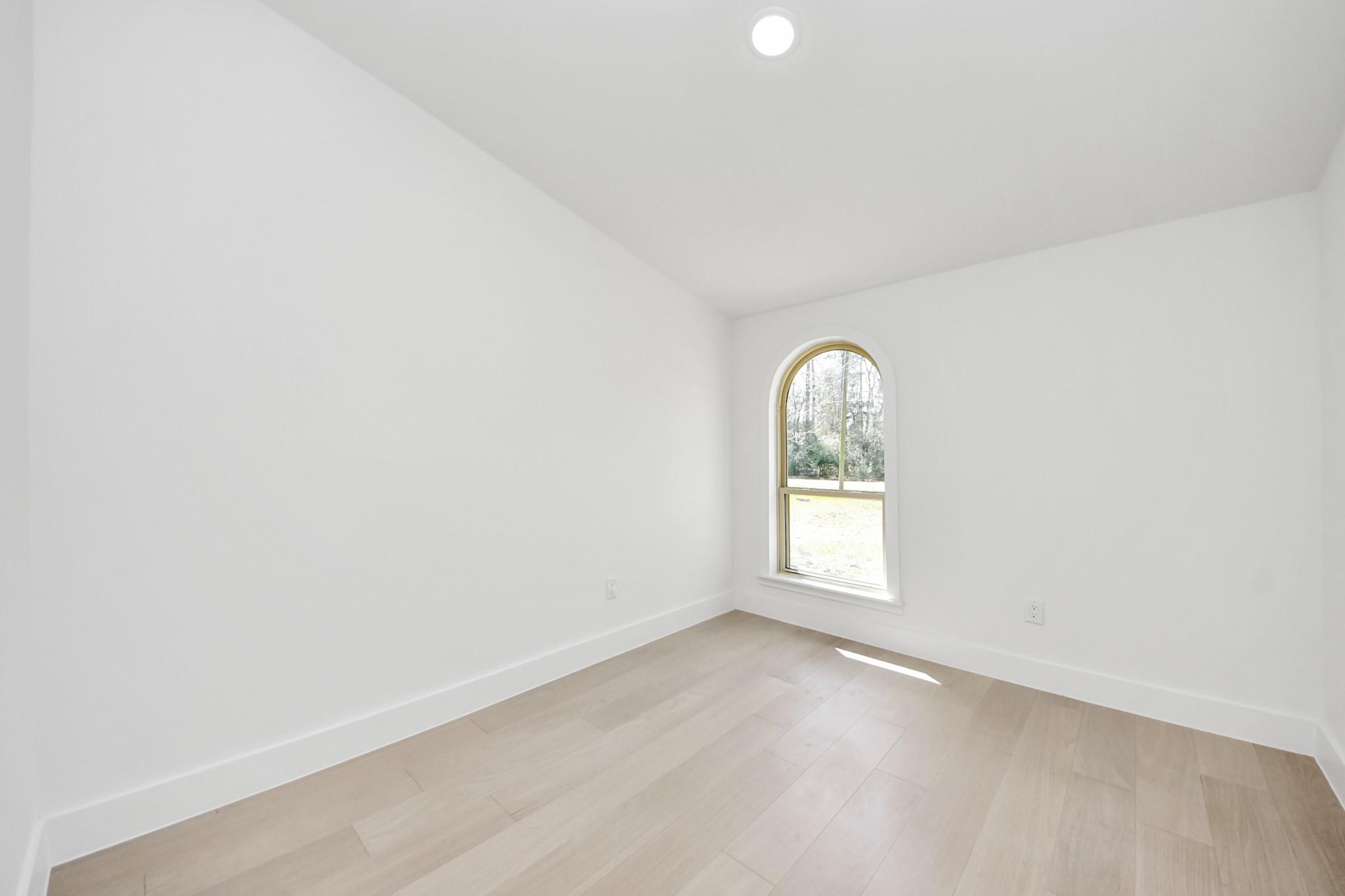 10804 Longleaf Drive