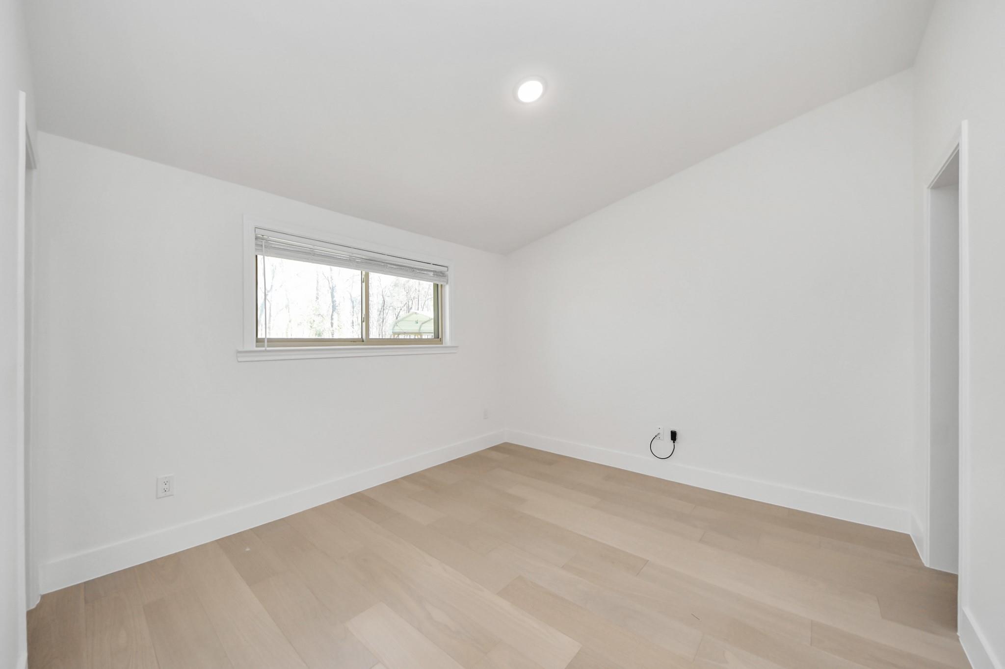 10804 Longleaf Drive