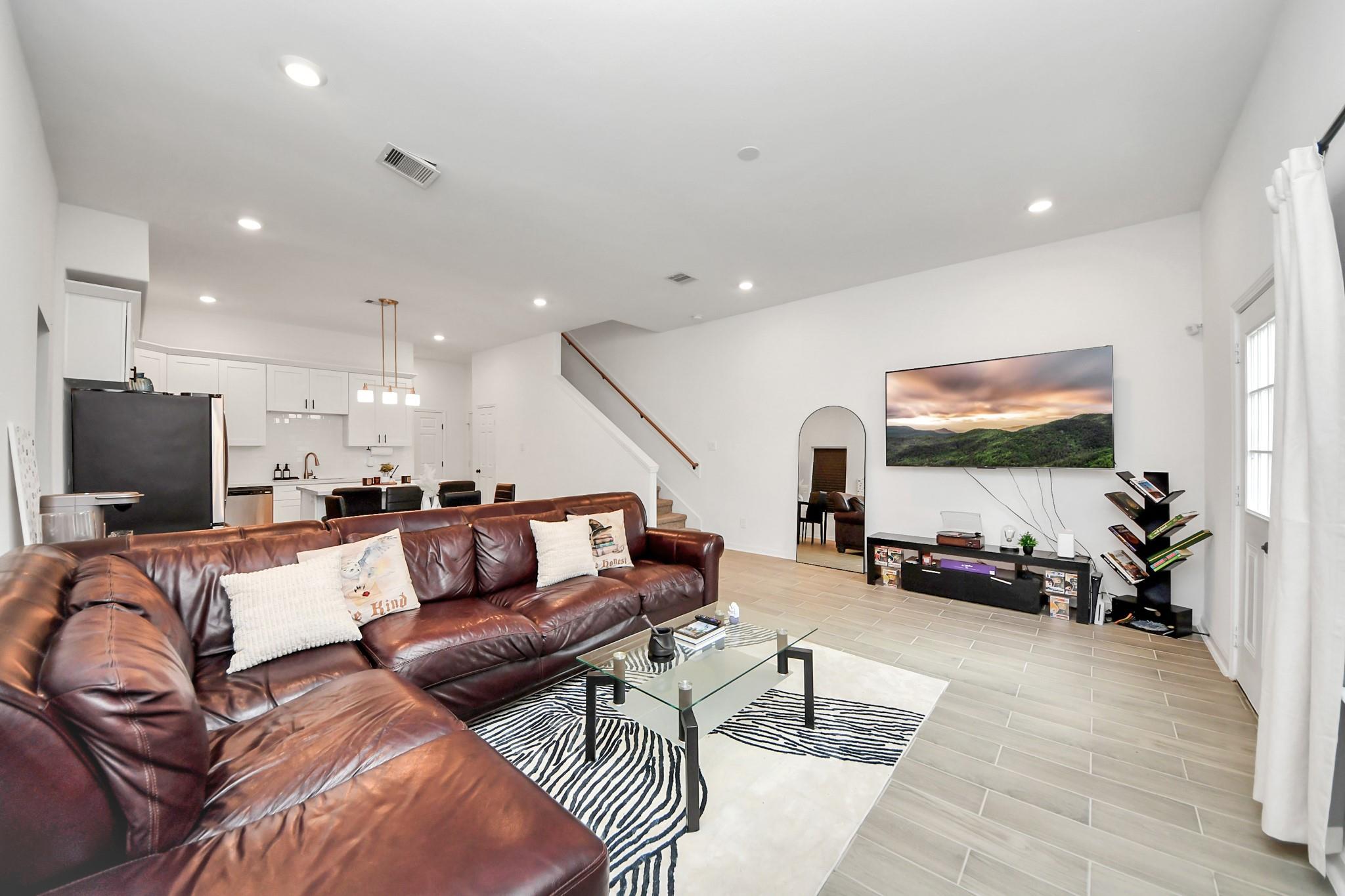 4613 Ireland Street # B