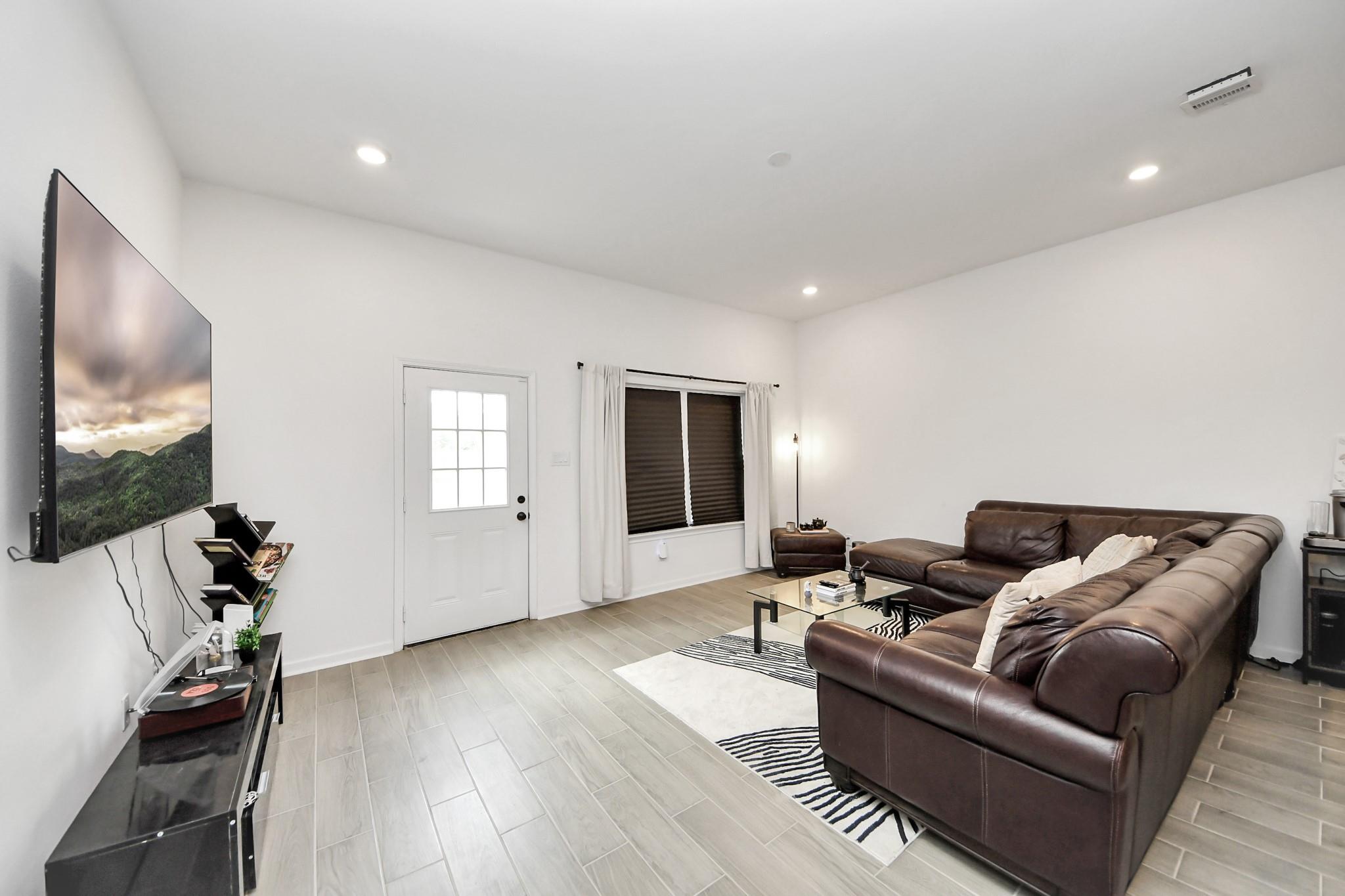 4613 Ireland Street # B