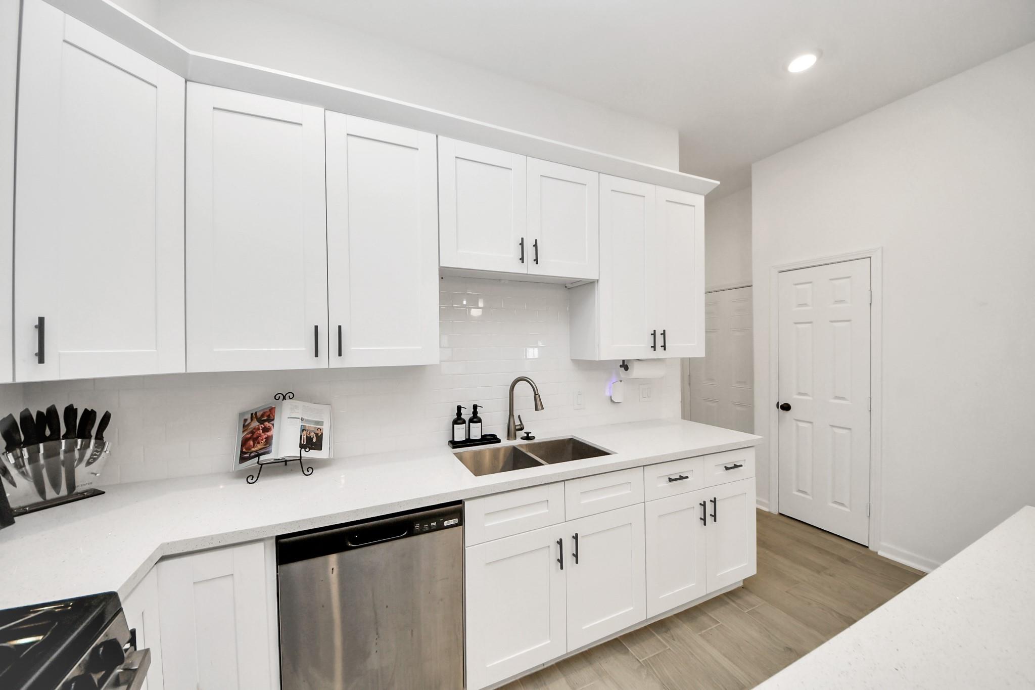 4613 Ireland Street # B