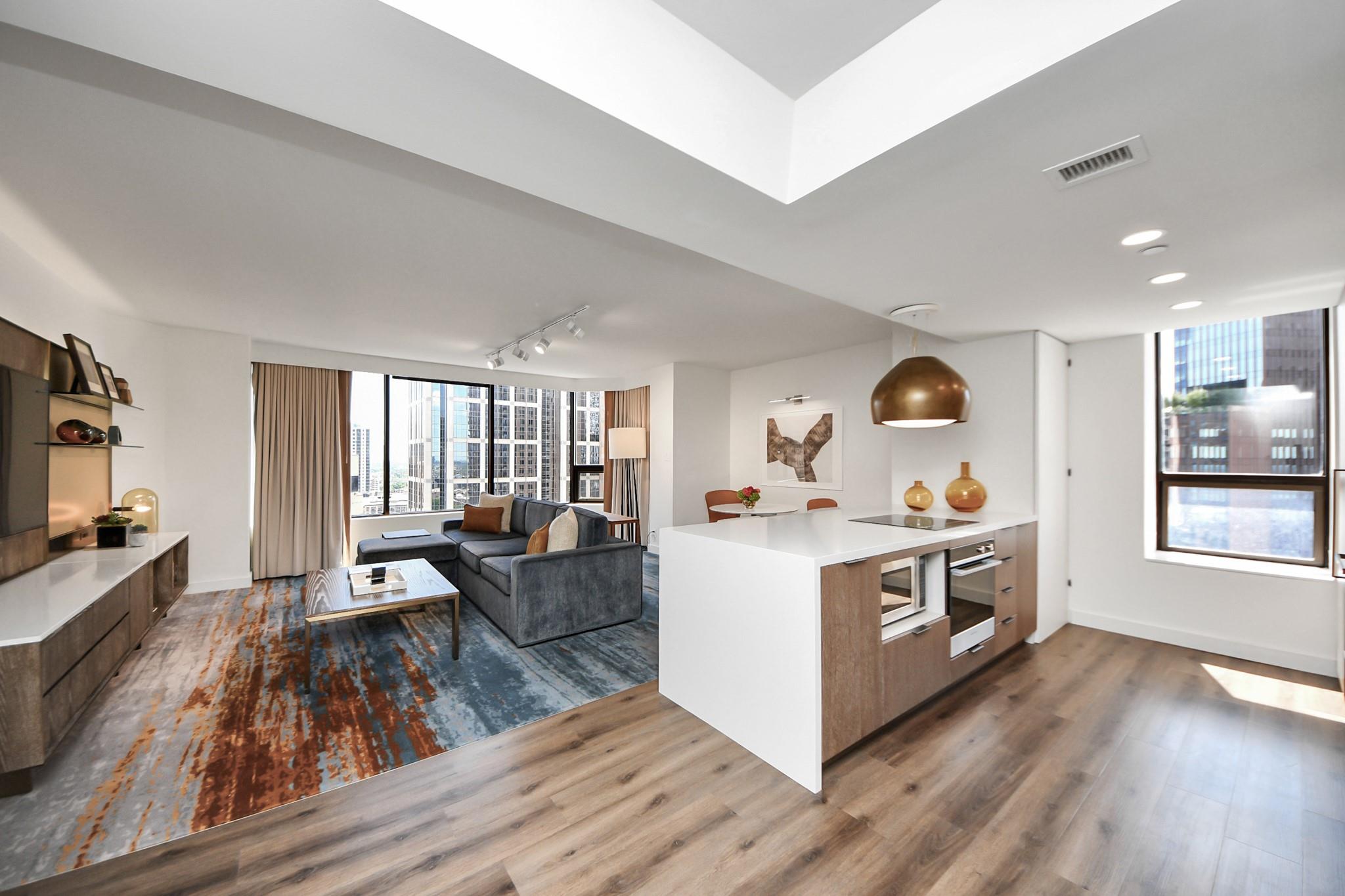 1300 Lamar Street # 2211