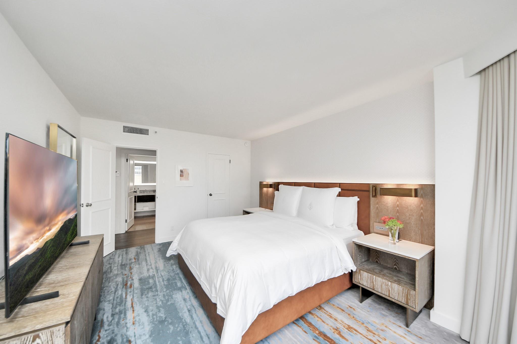 1300 Lamar Street # T3