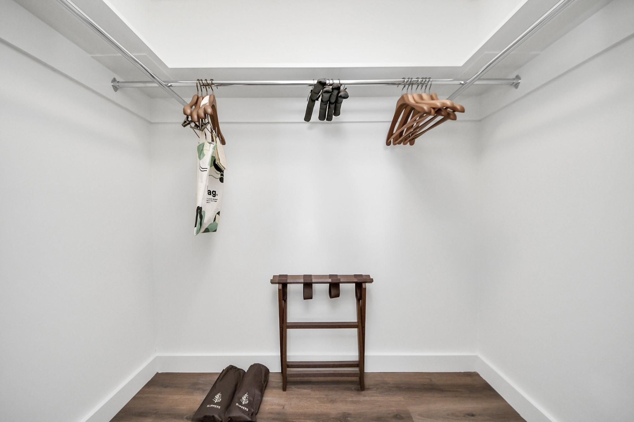 1300 Lamar Street # T3