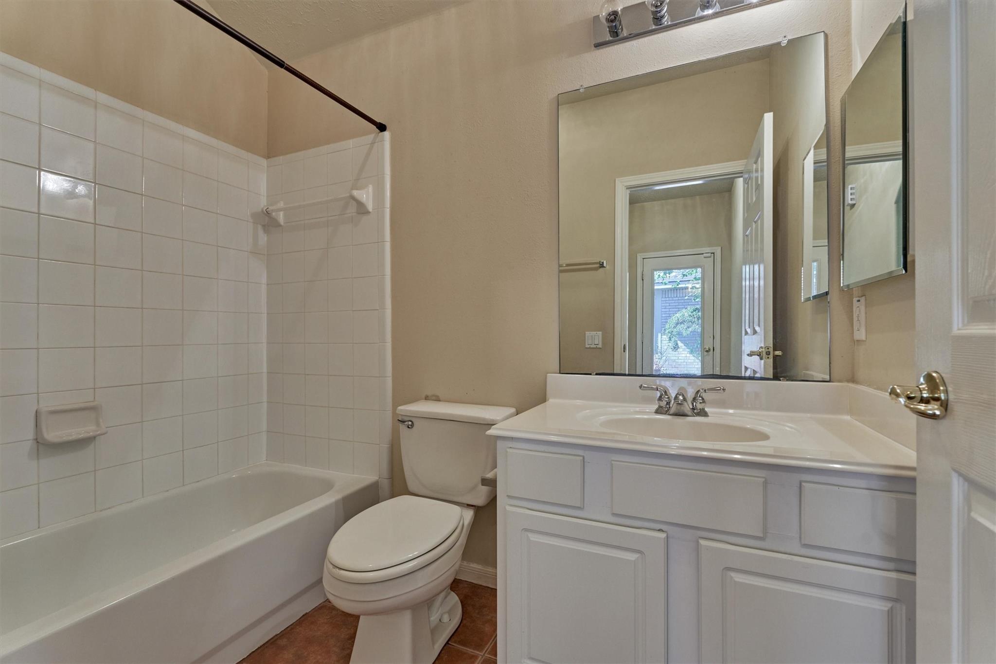 175 W Lilac Ridge Place