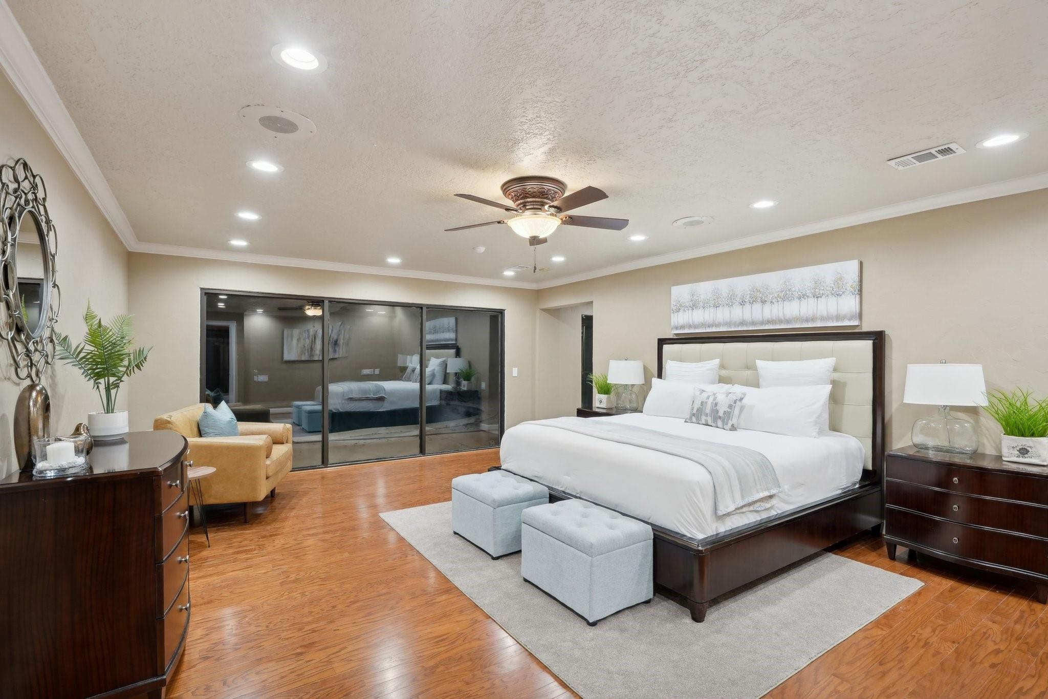 5914 Bermuda Dunes Drive