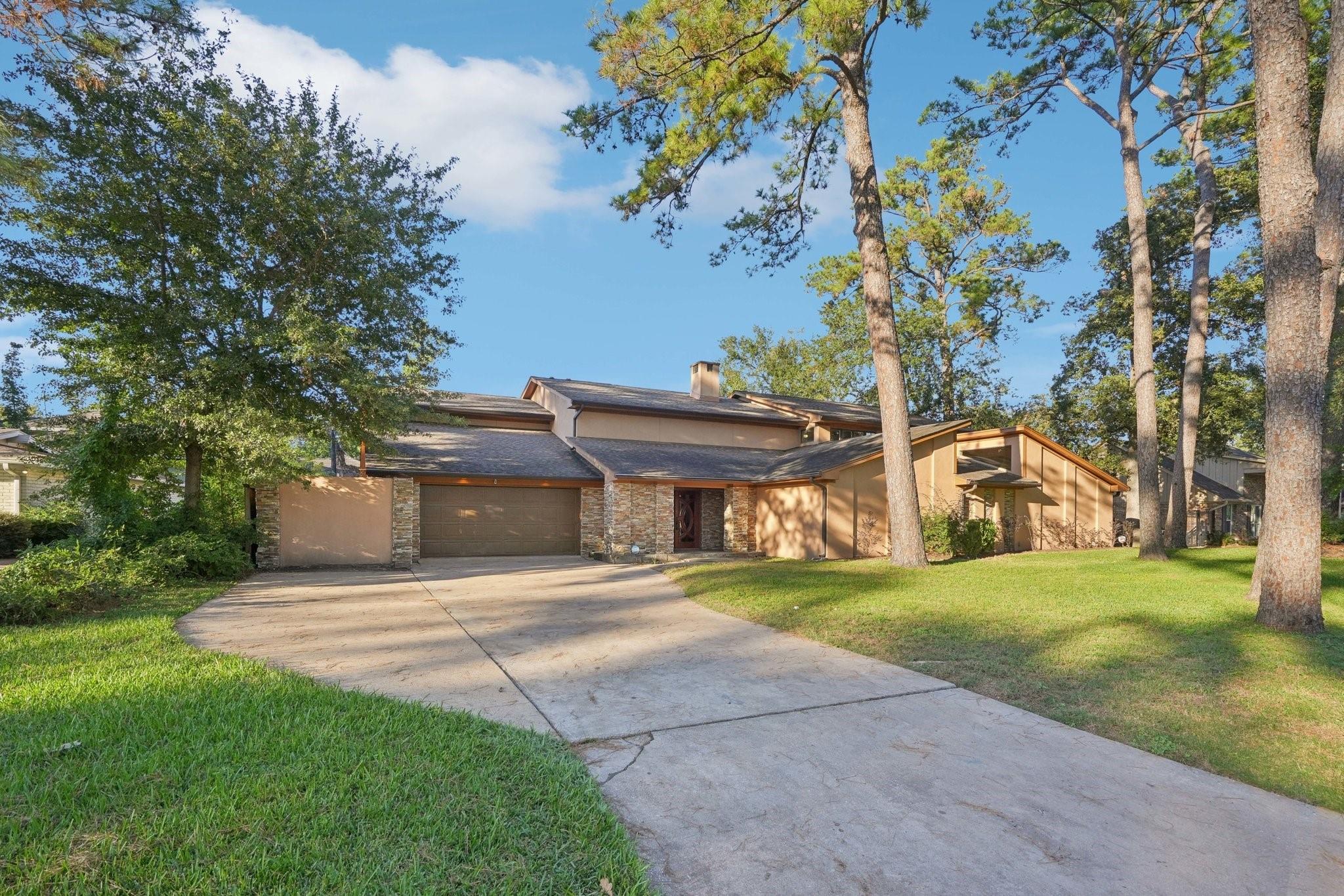 5914 Bermuda Dunes Drive
