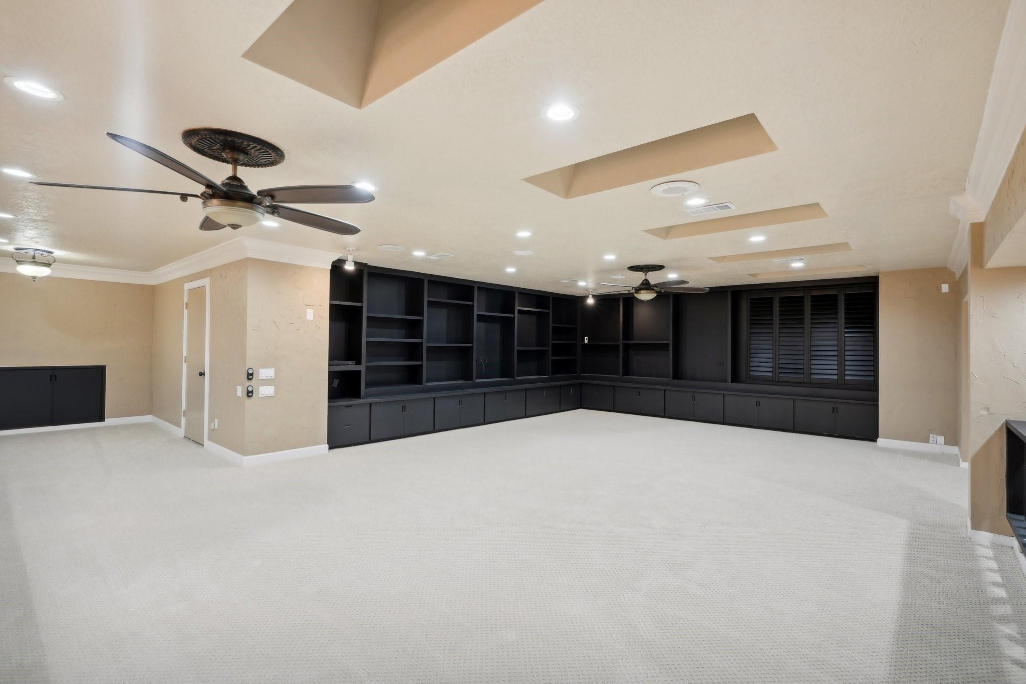 5914 Bermuda Dunes Drive