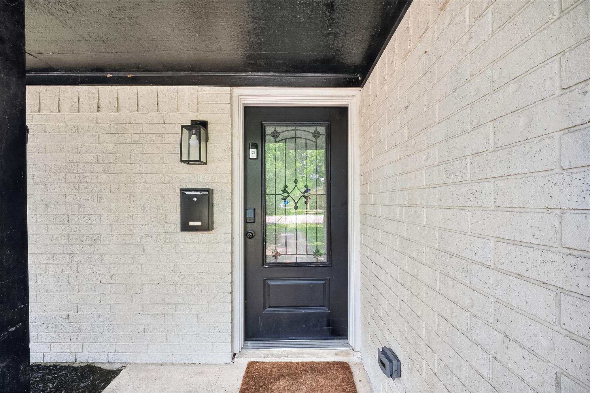 1206 Riggs Road