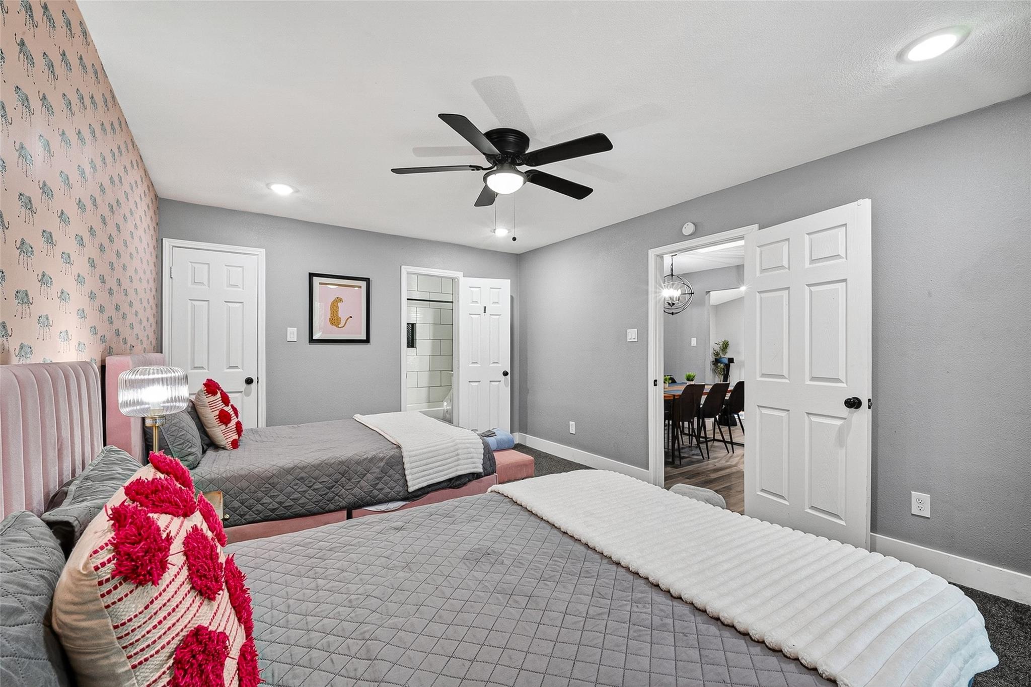1206 Riggs Road