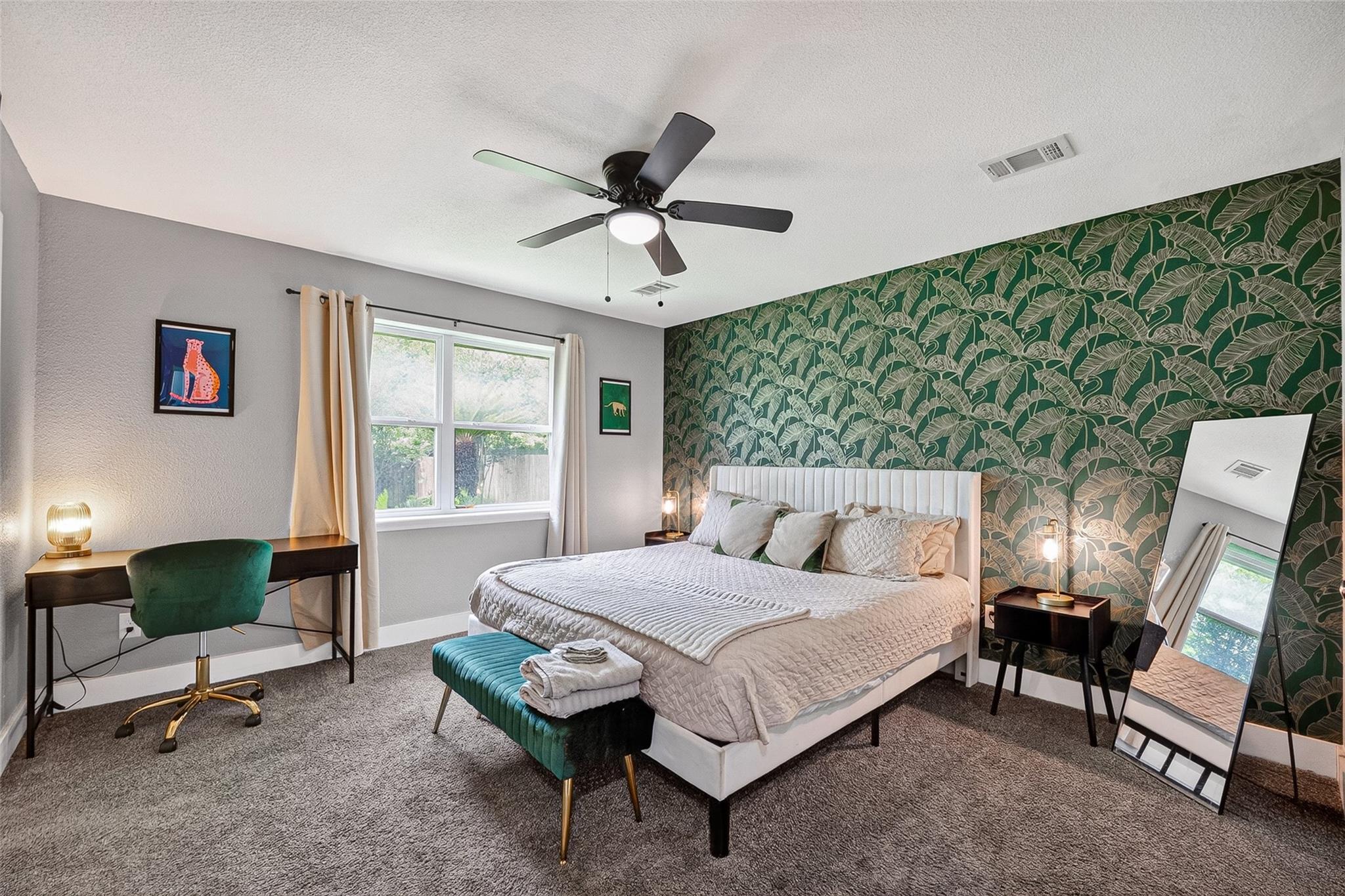 1206 Riggs Road
