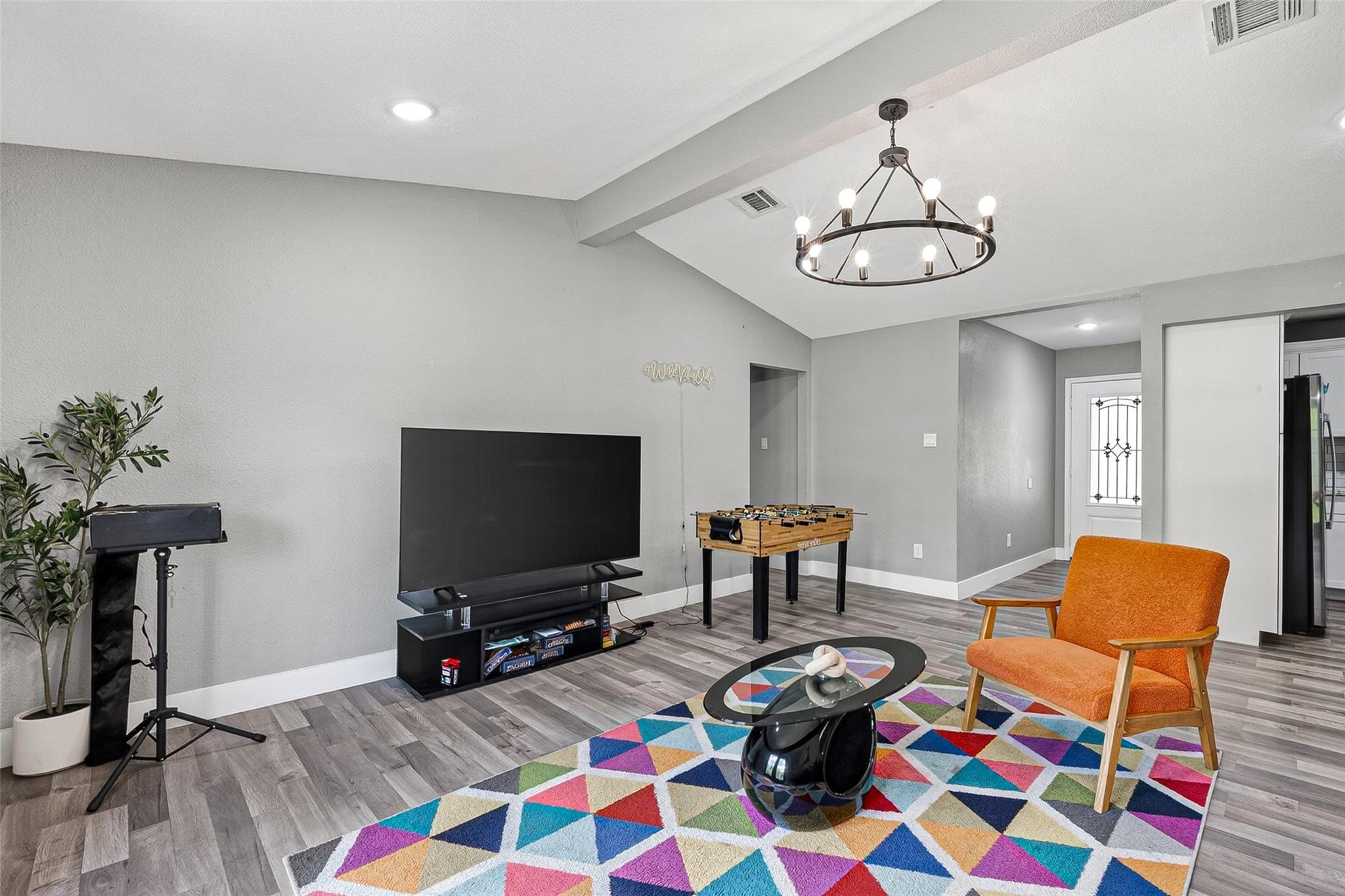 1206 Riggs Road