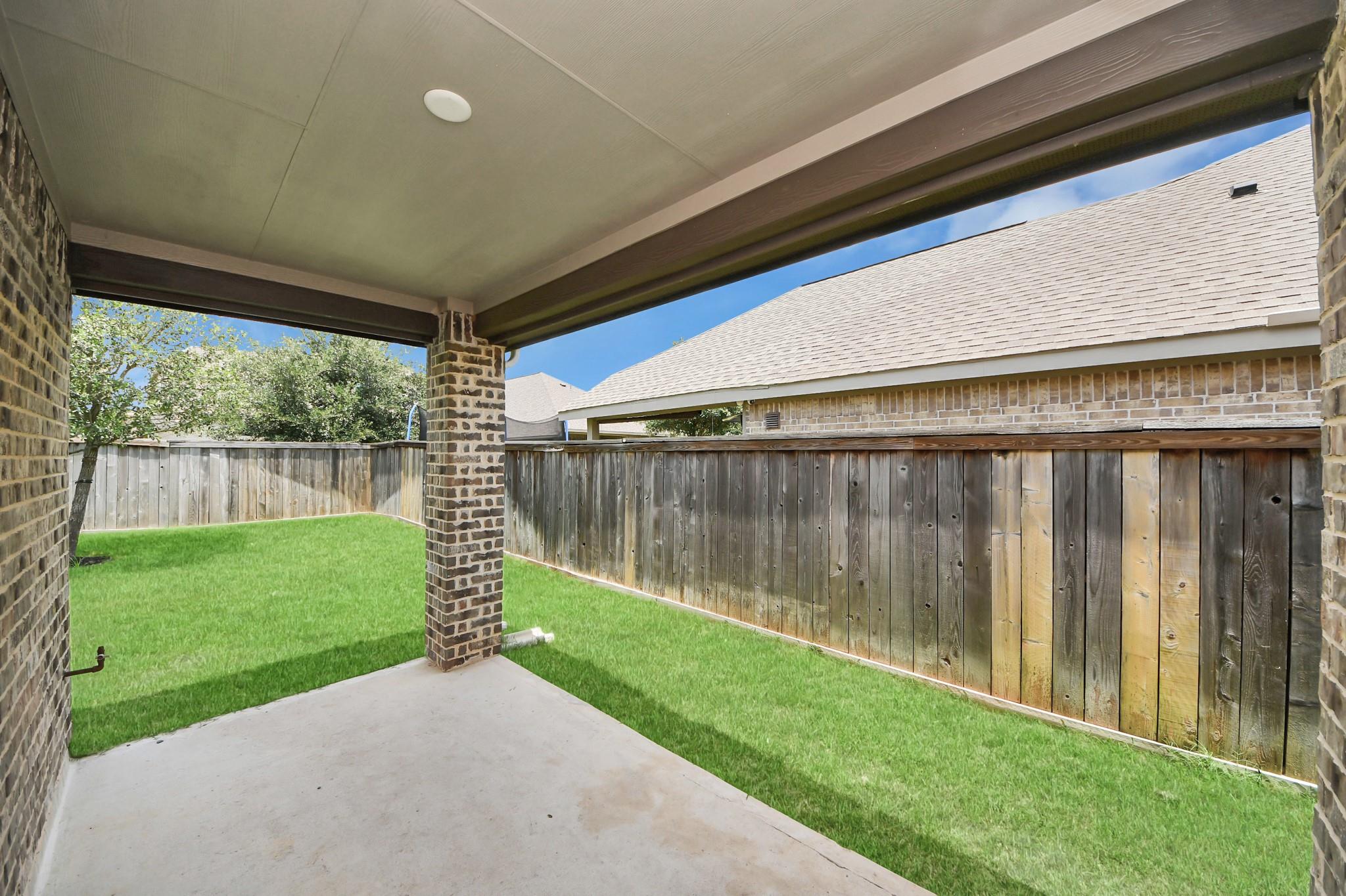 16011 Monument Hill Crossing