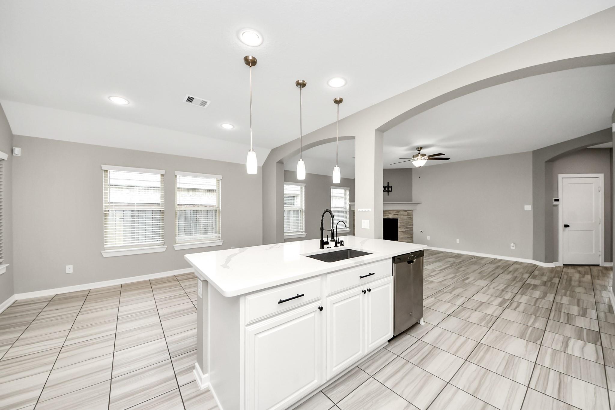 16011 Monument Hill Crossing